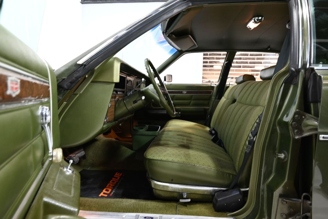 Mercury Grand Marquis 1976 Mercury Grand Marquis, Well-maintained condition, Clean Title