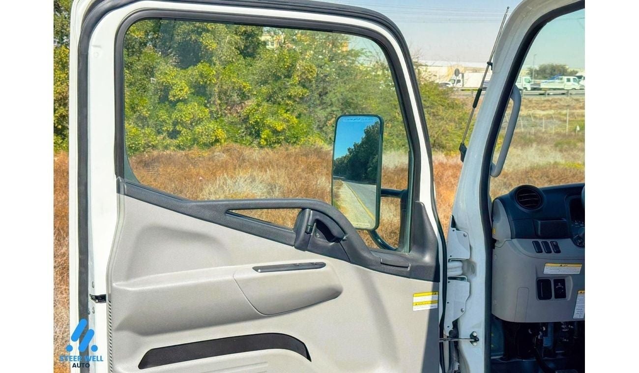 Mitsubishi Fuso Canter Fuso Dual Cabin / Euro 5 / 3.0L Inline 4 Diesel / Book Now!