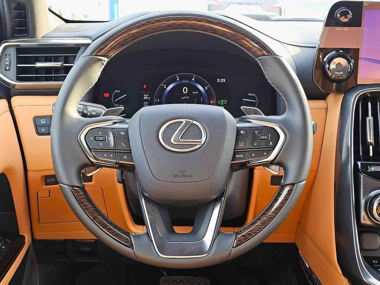 لكزس LX 600 TURBO SPORT / 3.5L V6 / FRONT POWER SEATS /  360* CAMERA / SUNROOF / FULL OPTION (CODE #  69065 )