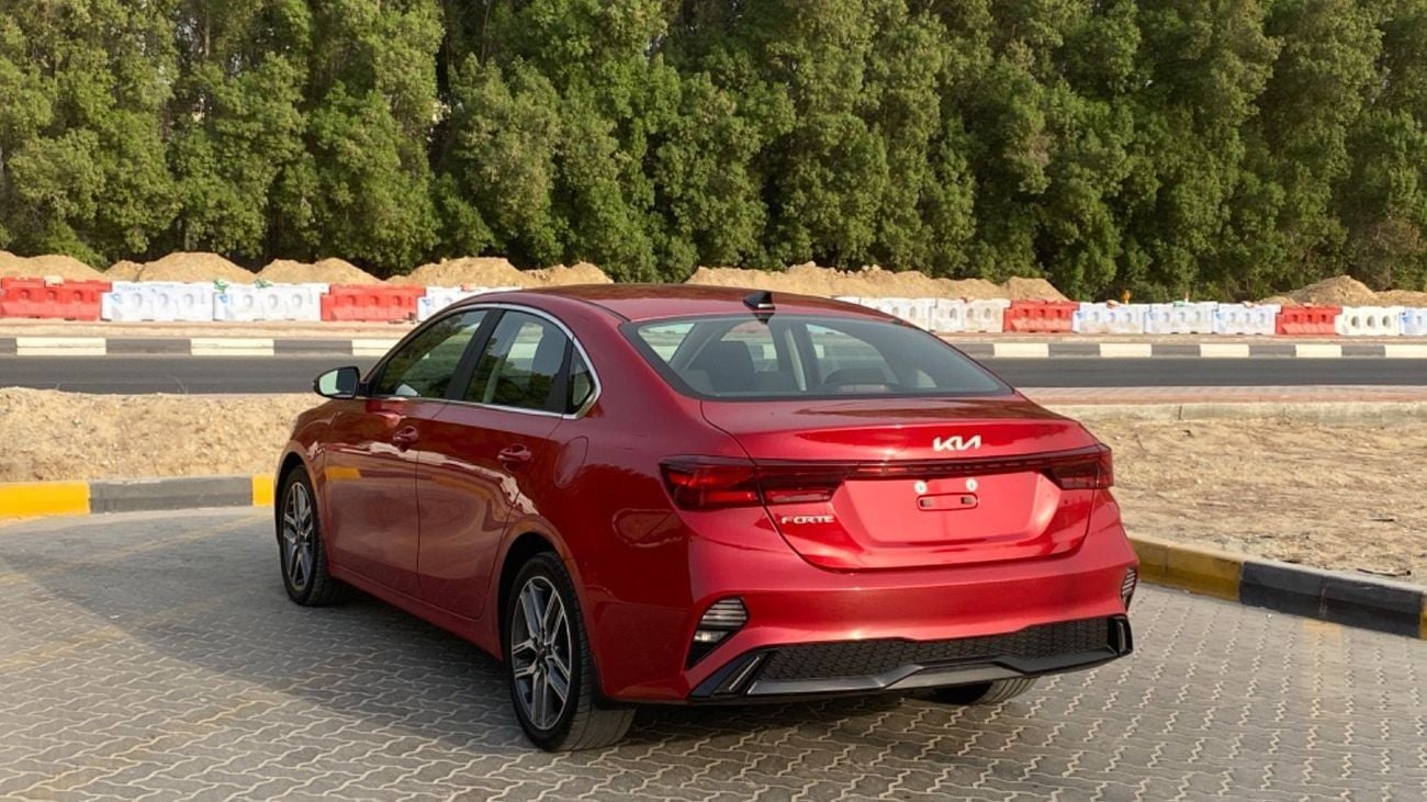 Kia Forte GT LINE (NON GCC) 2.0L V4