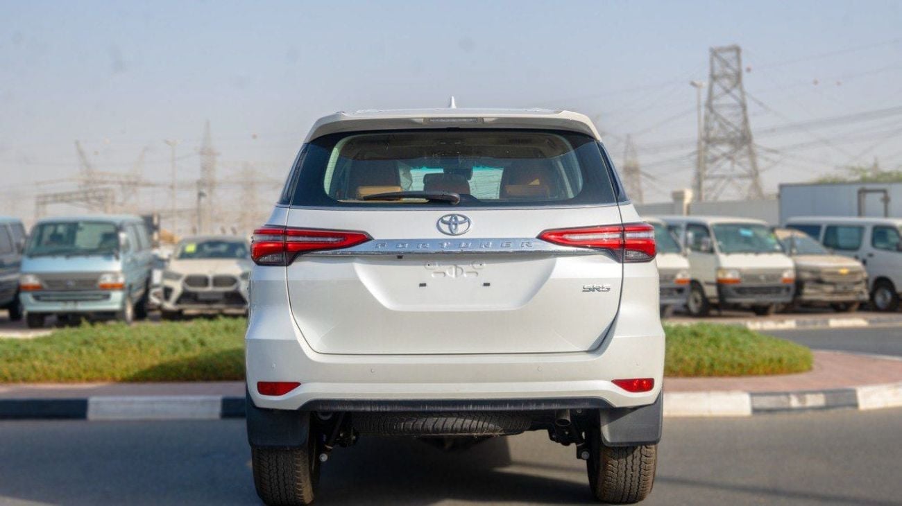 تويوتا فورتونر VX2 4X4 Diesel 2.8L