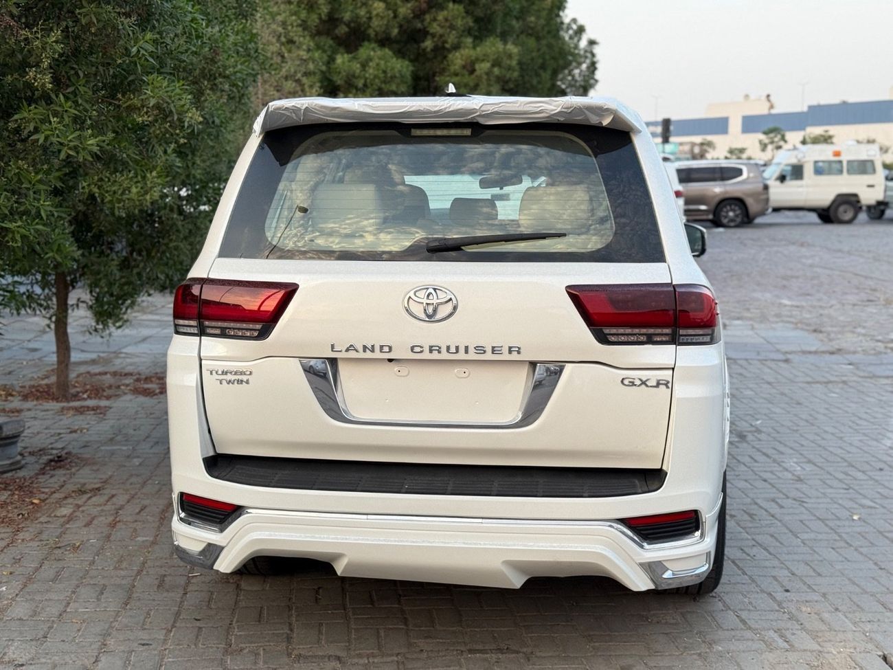 Toyota Land Cruiser GXR 4.6L