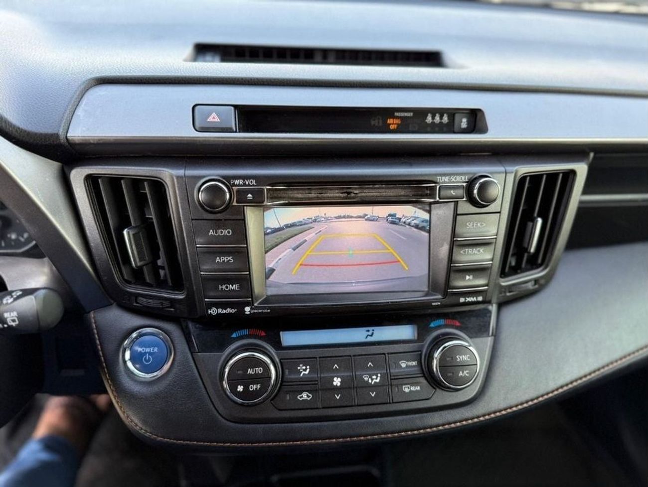 Toyota RAV4 Hybrid TOYOTA RAV4 SE Full Option