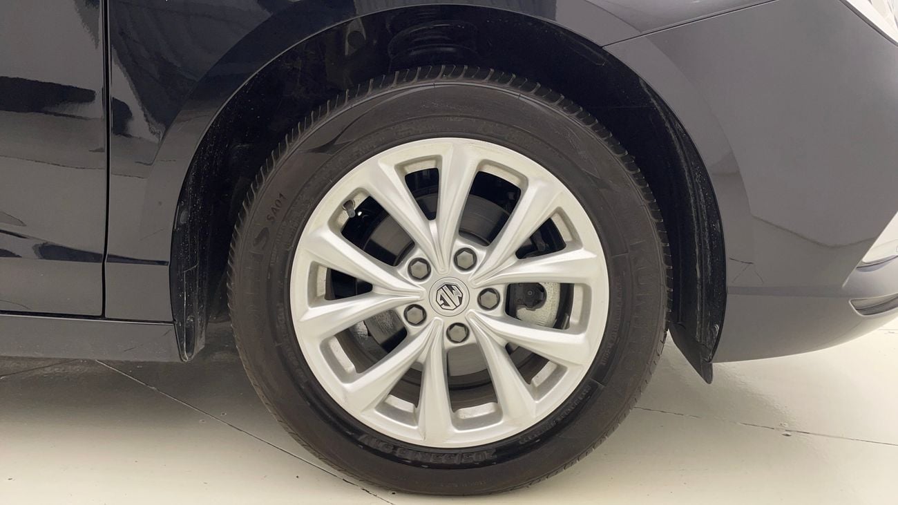 أم جي 5 STD 1.5 | بدون دفعة مقدمة | اختبار القيادة في المنزل