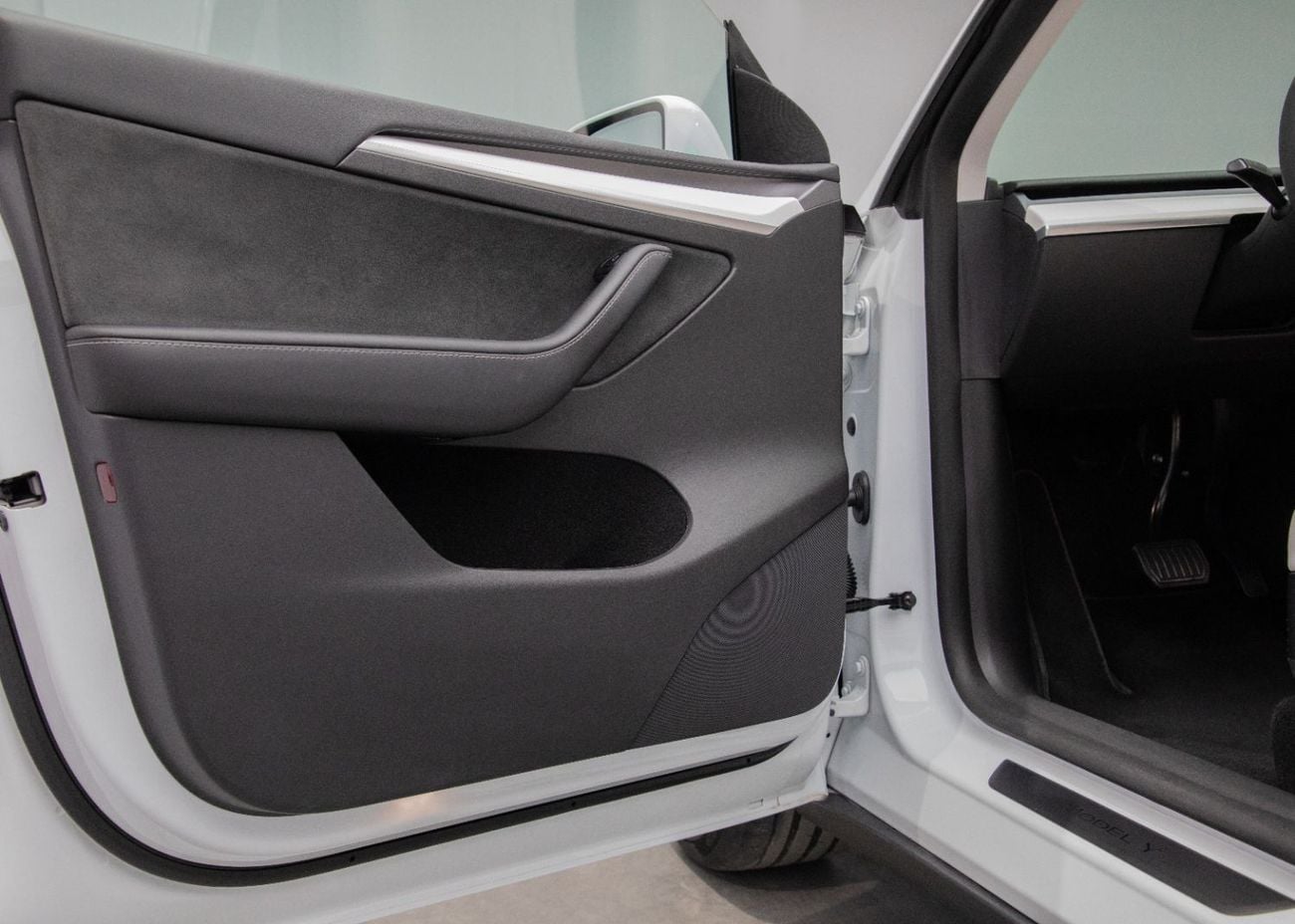 تسلا موديل Y Long Range (AWD)