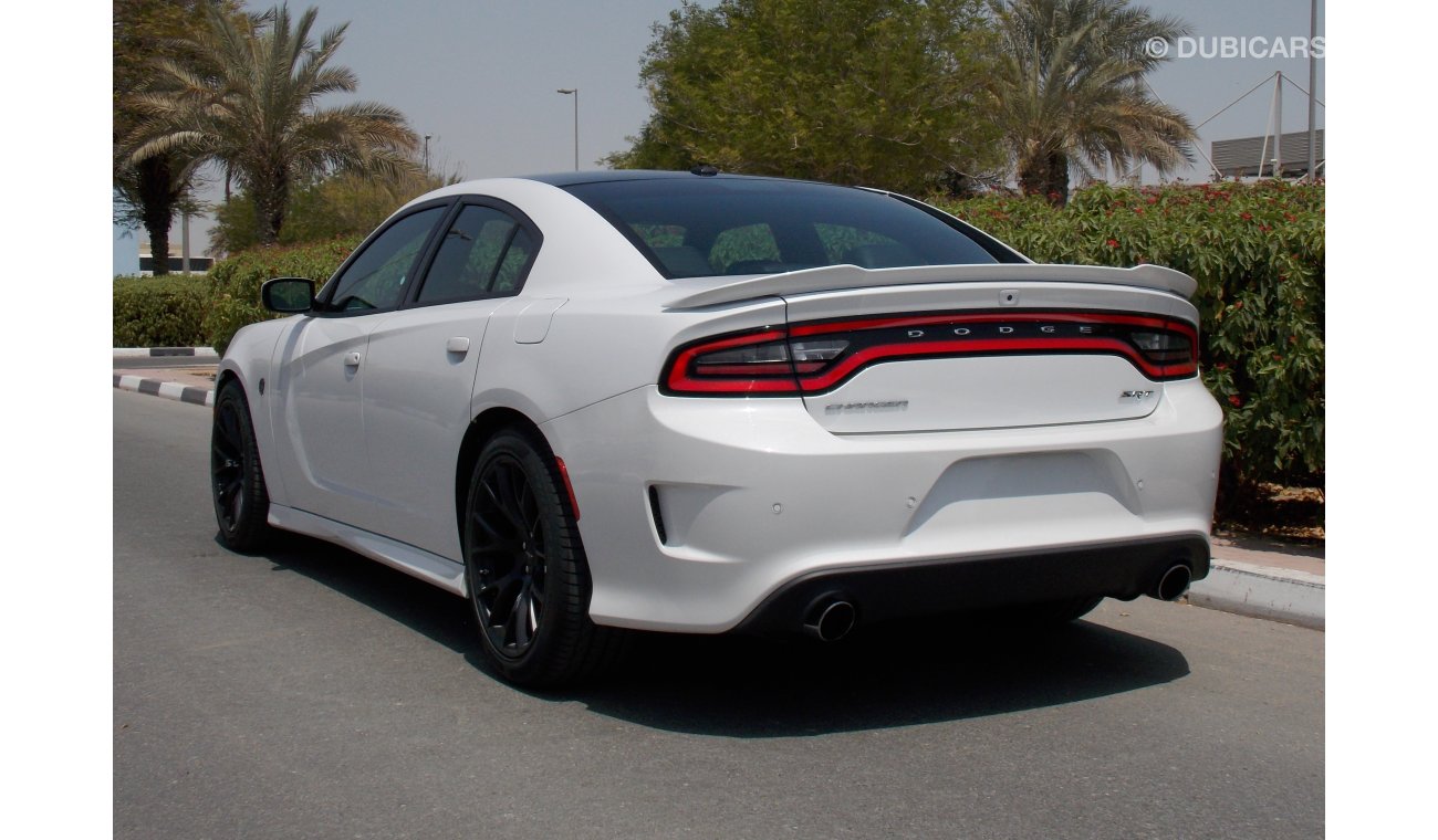 Dodge Charger 2016 # SRT® HELLCAT # 6.2L Supercharged HEMI® V8 707 HP # AT # Black painted roof