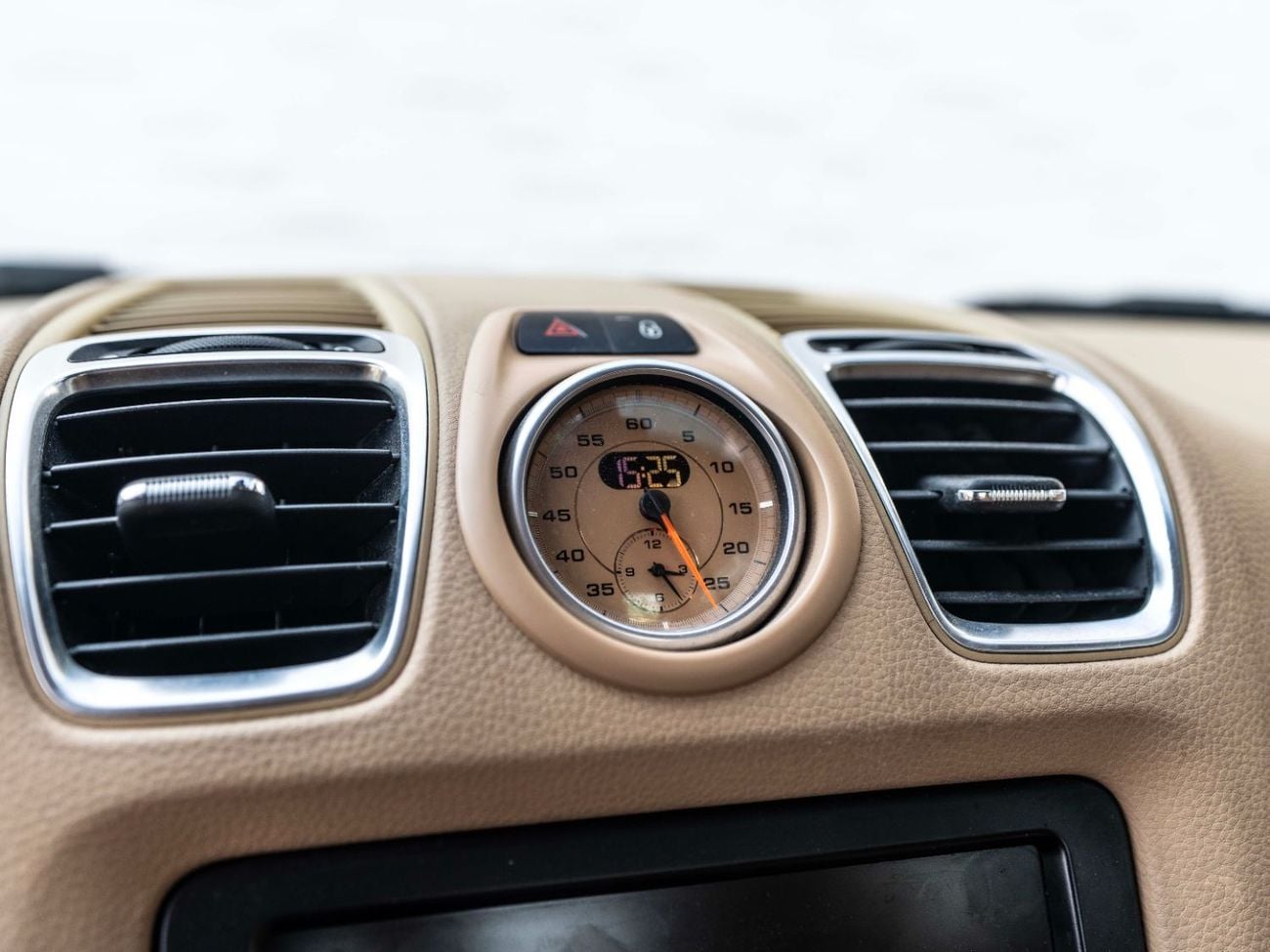 Porsche Cayman S 3.4L (320 HP)