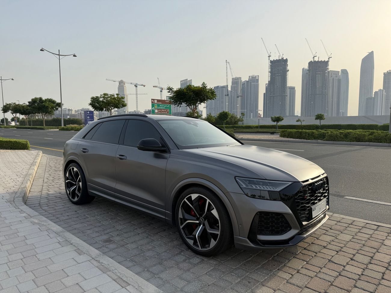 أودي RSQ8 quattro 4.0L
