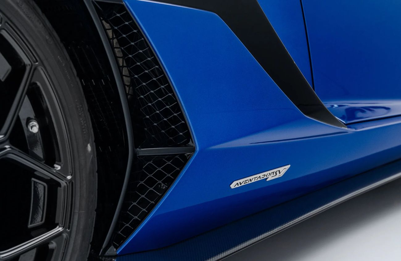 Lamborghini Aventador 6.5L V12 Naturally Aspirated Engine