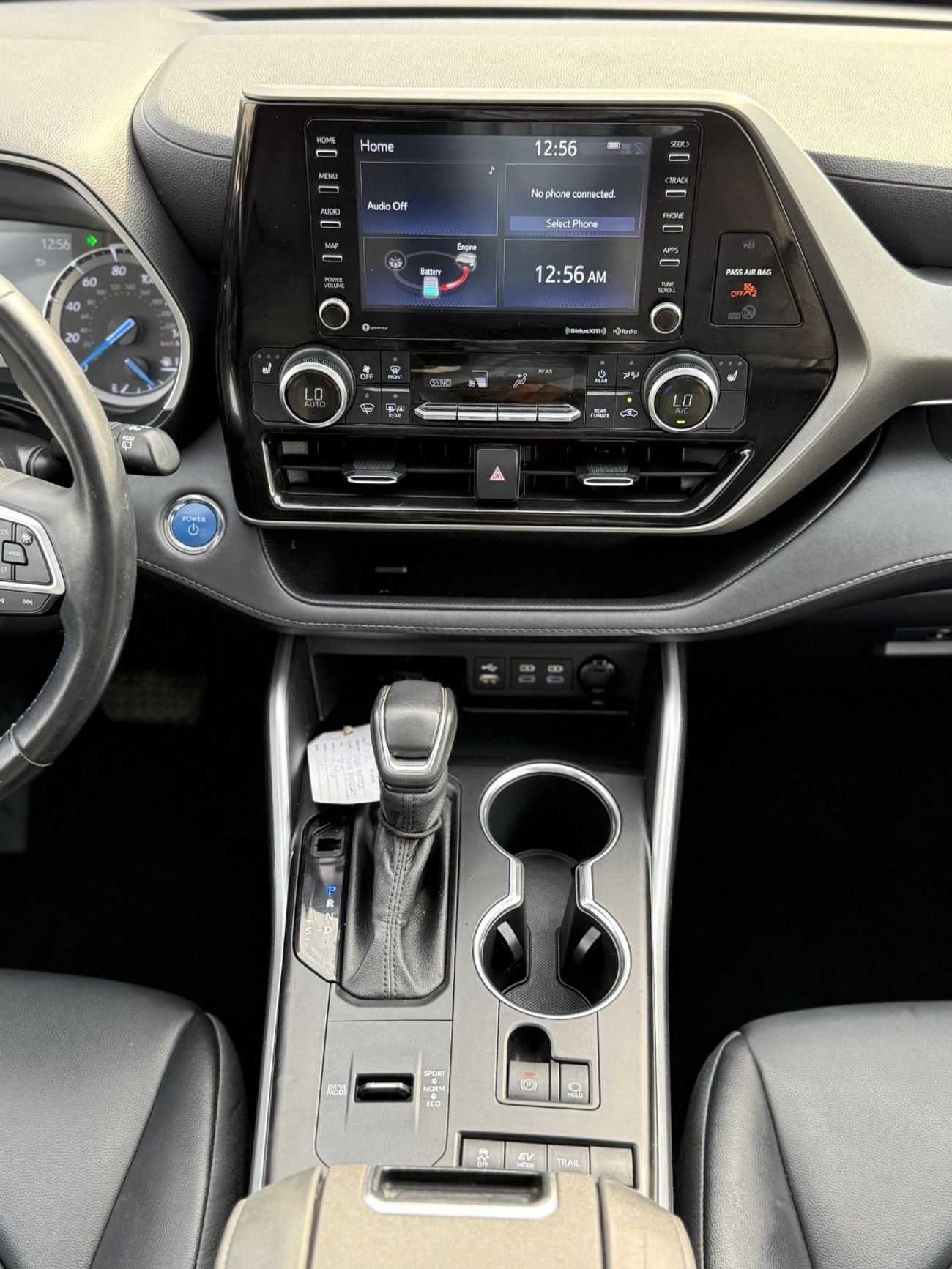 Toyota Highlander Hybrid XLE Full option Sunroof,leather seats