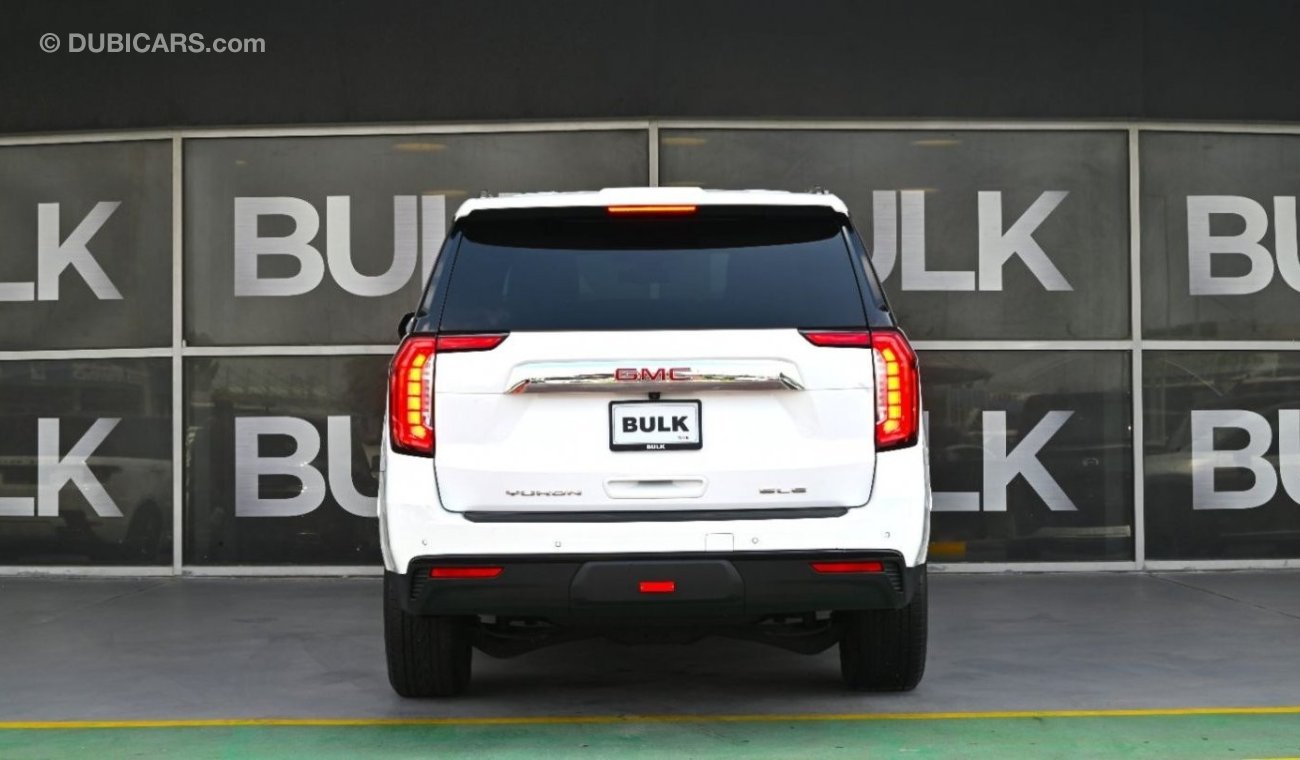 GMC Yukon ‎GMC Yukon SLE AWD - Original Paint - Under Warranty - Rear Dvd - 7 Seater - AED 3,223 M/P