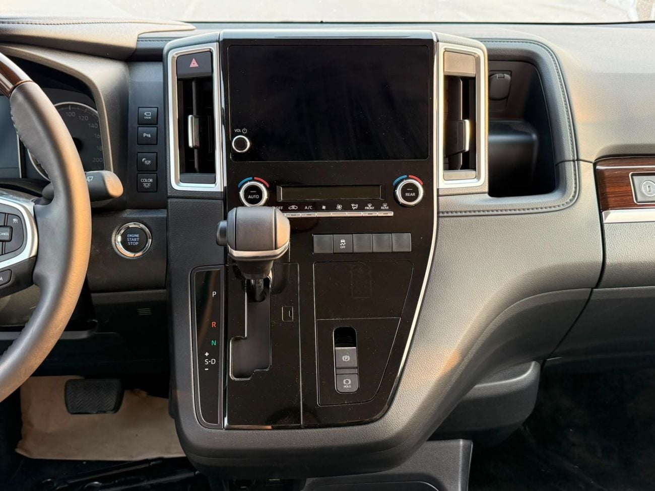 Toyota Granvia PREMIUM