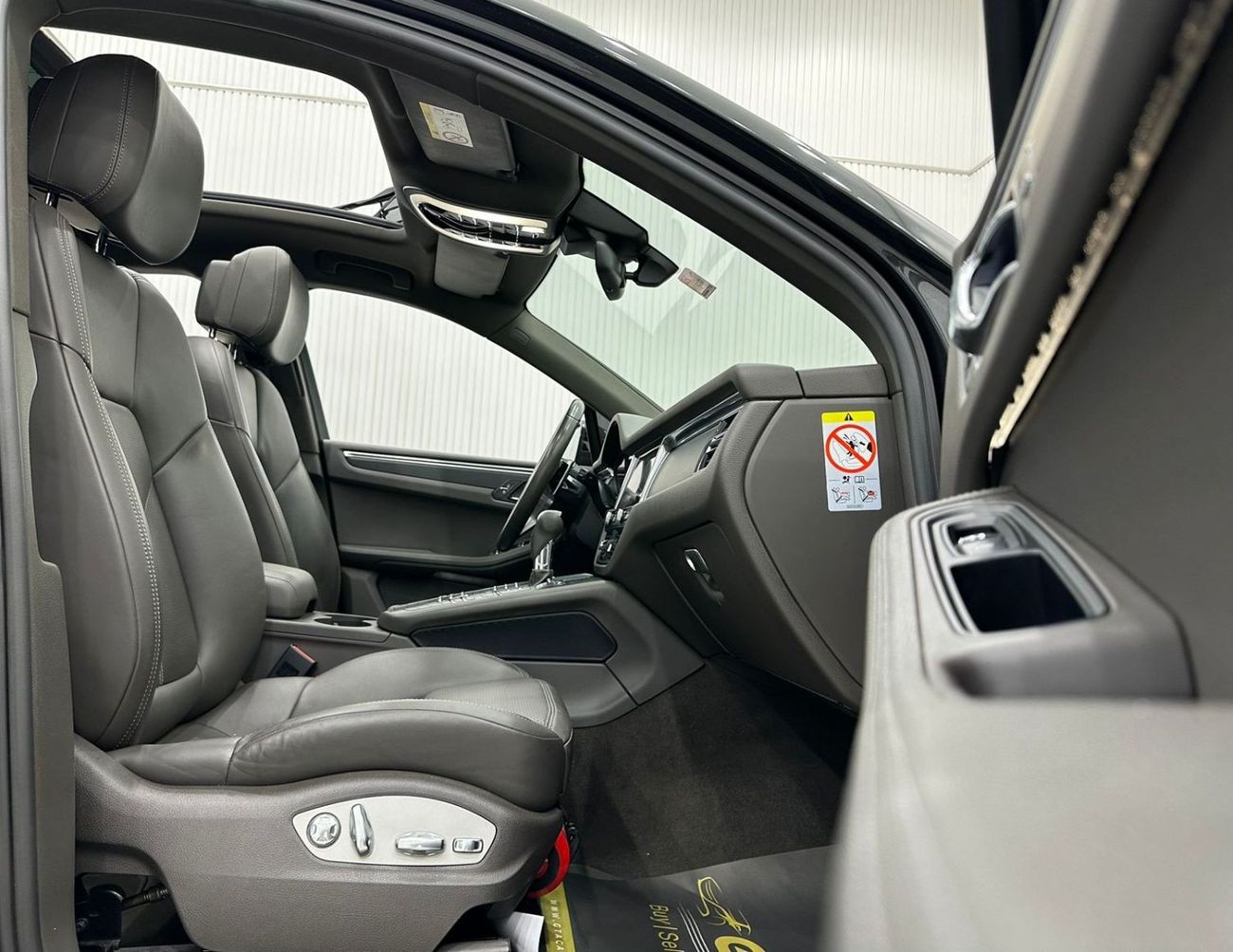 بورش ماكان std