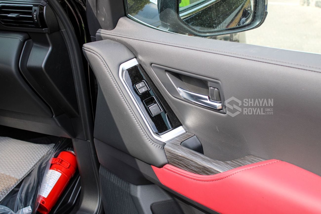 تويوتا لاند كروزر VXR LC300 3.5L TWIN TURBO VXR FULL OPTION PETROL V6 AT 7S 2026MY