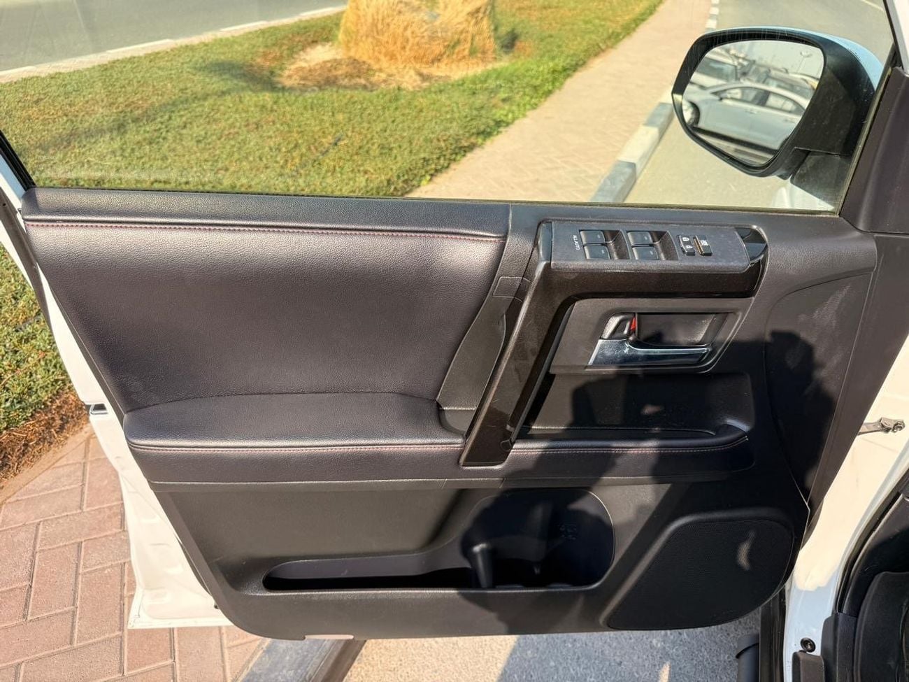 Toyota 4Runner TRD PRO  Full option 4.0L with Off Road mode