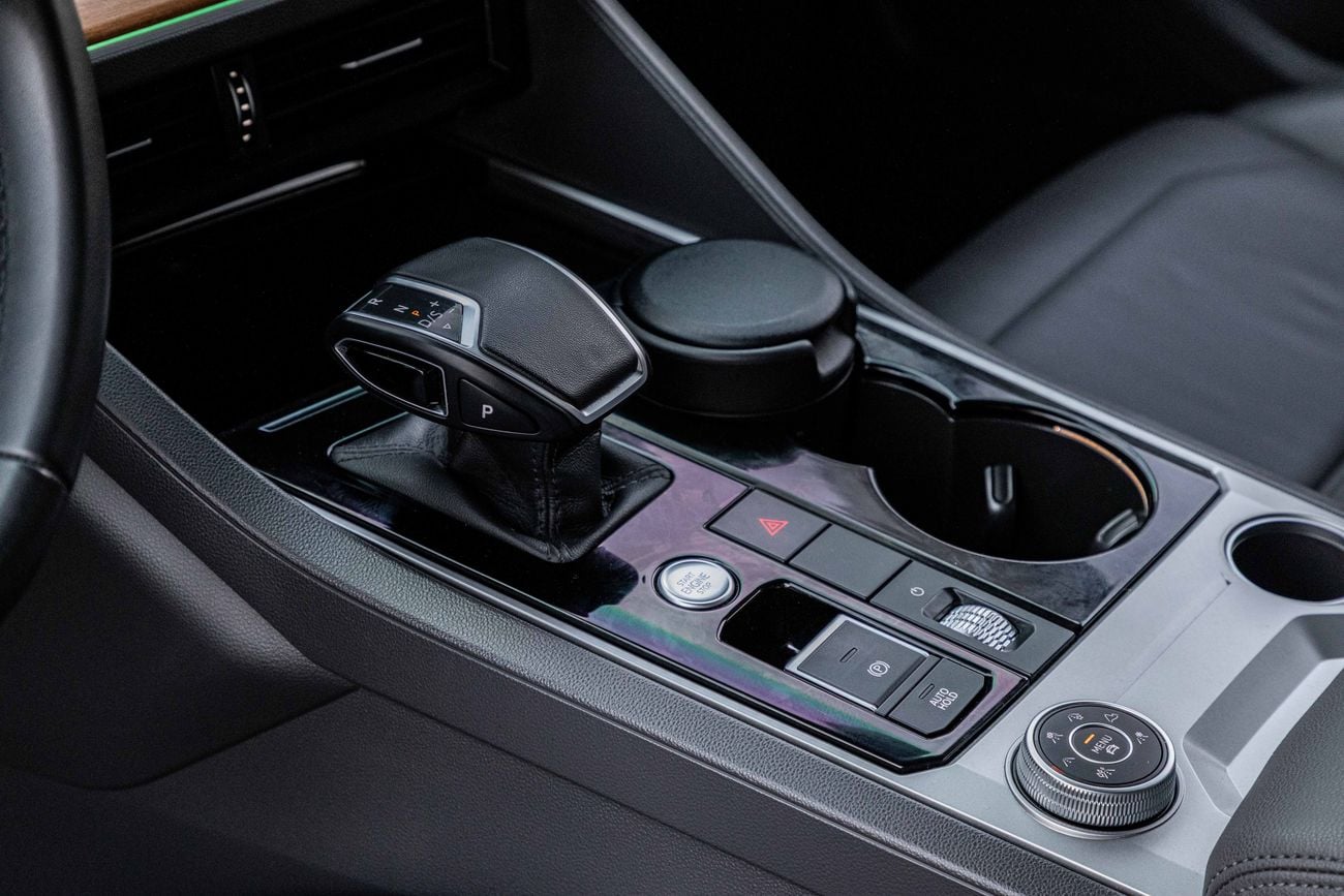 فولكس واجن طوارق Touareg Comfortline | 2,742 P.M | 0% Downpayment | Under Warranty!