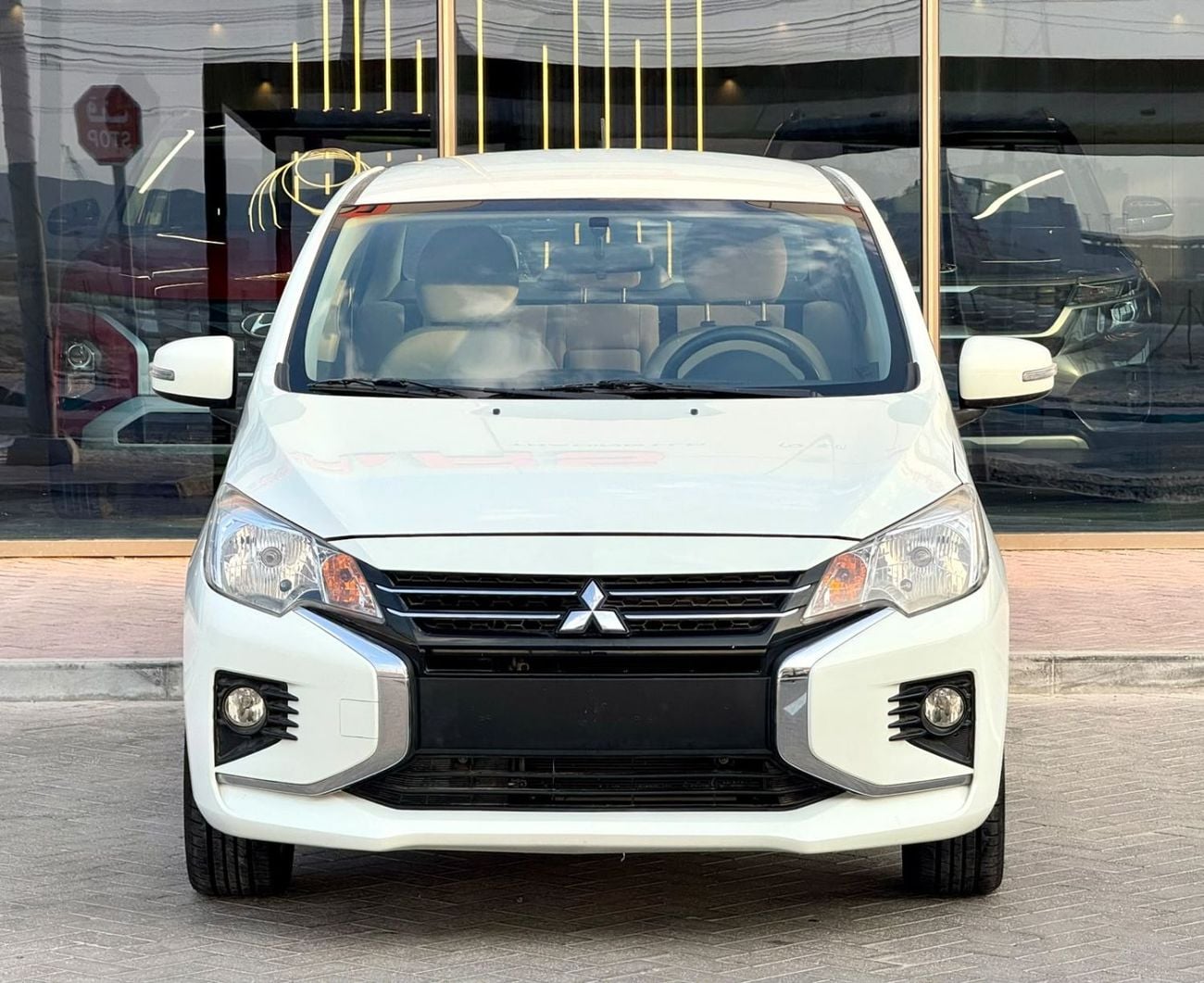 Mitsubishi Attrage GLX HIGHLINE Warranty Type  3rd-party Target Market  UAE (can be exported) GLX MEDIUM LINE TRIM, 1.2L, GCC, ACCID