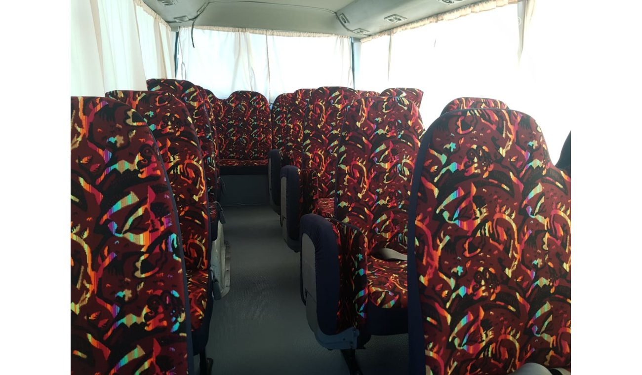 تويوتا كوستر 30 SEATS CLEAN BUS