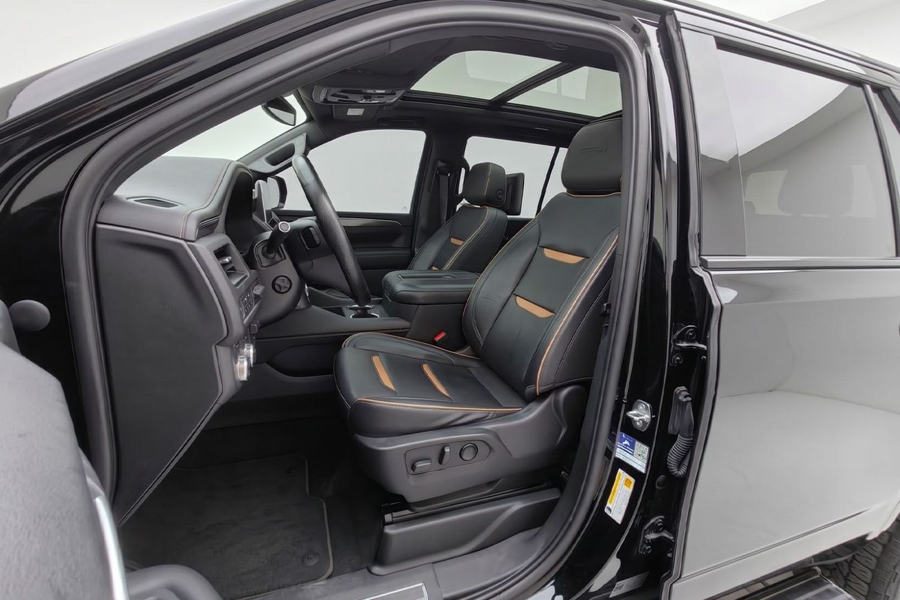 جي أم سي يوكون AT4 GMC Yukon 2023 l Black l GCC Specs l AED 3,427 / Monthly