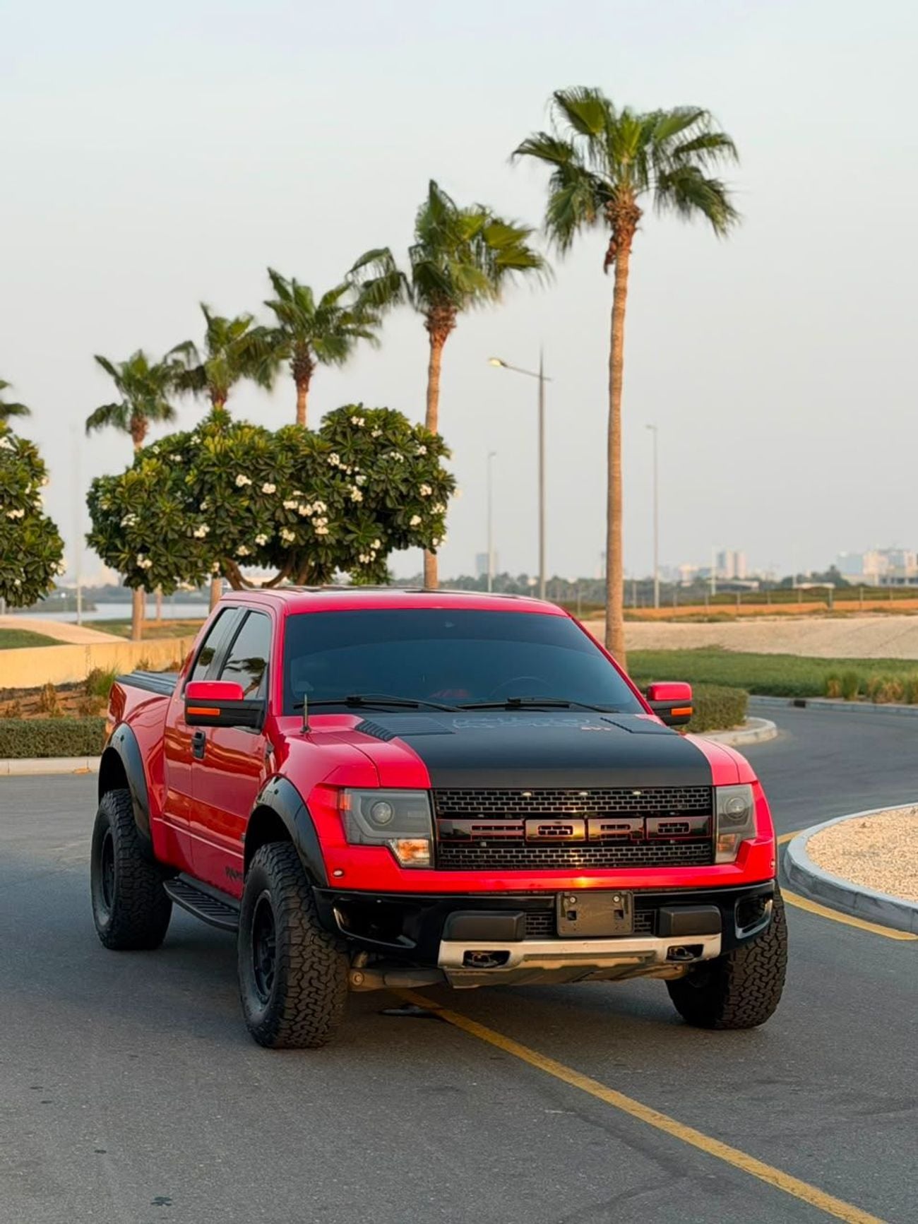 Ford F-150 SVT RAPTOR SUPER CAB