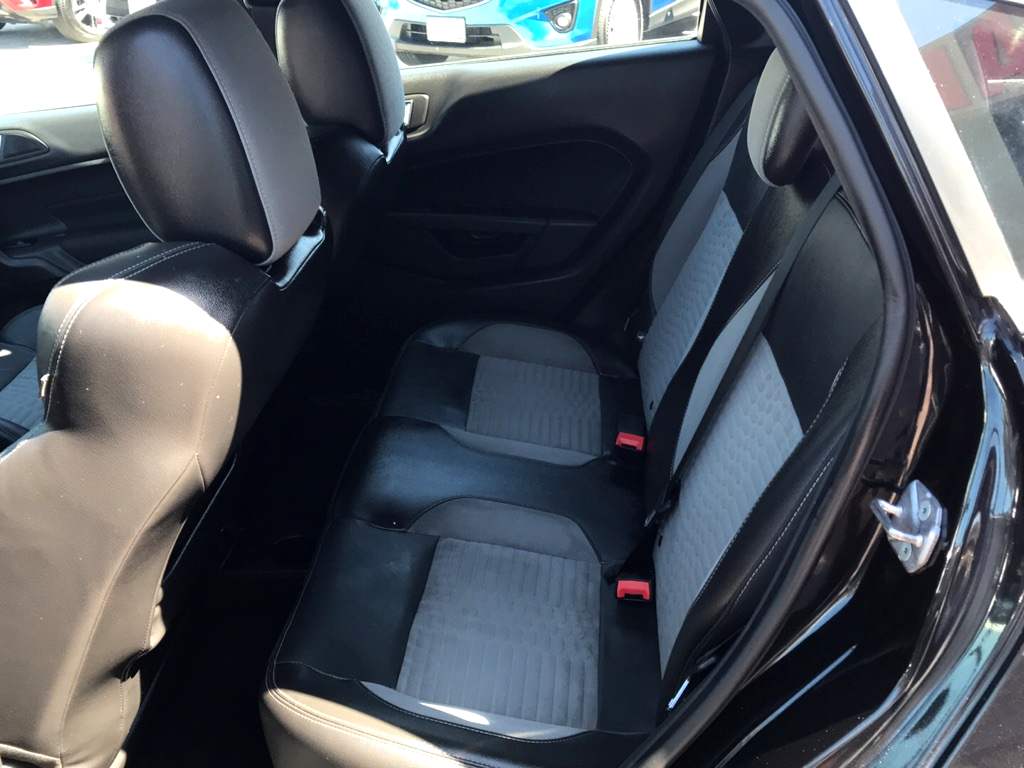 Ford Fiesta interior - Seats