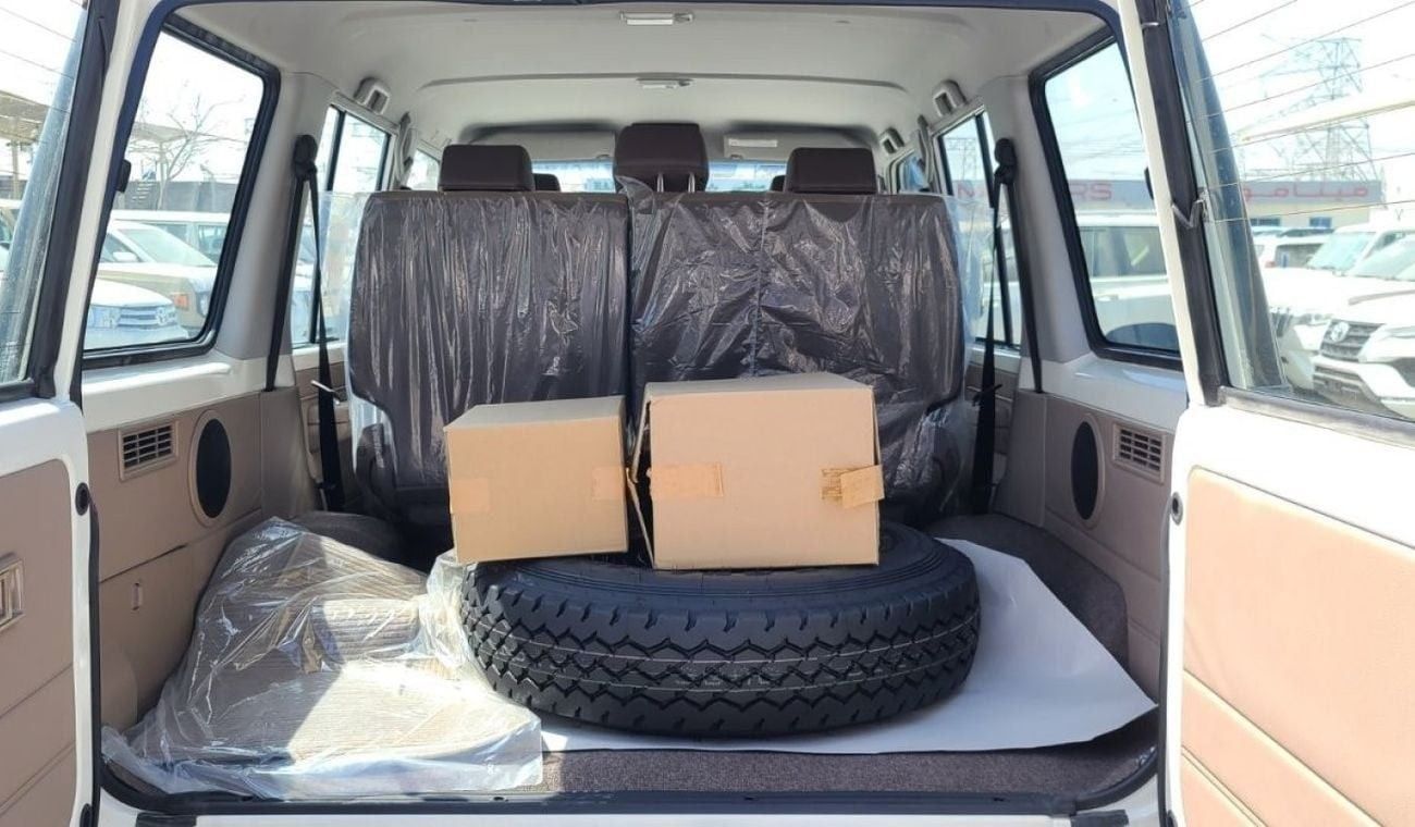 Toyota Land Cruiser 70 TOYOTA LC76 DIESEL 4.5L V8 TURBO MODEL YEAR 2024 COLOR WHITE