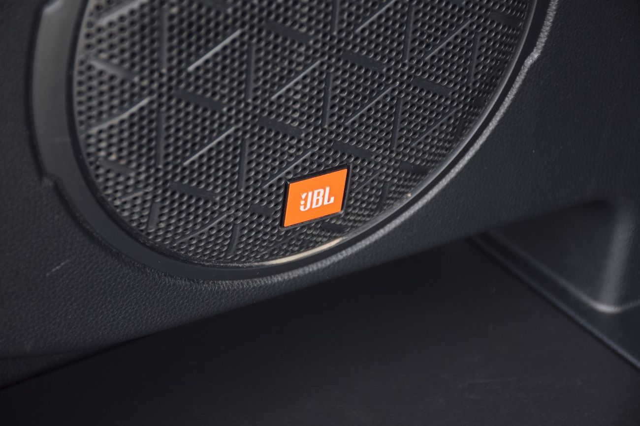 Toyota RAV4 LE 2.0L FWD