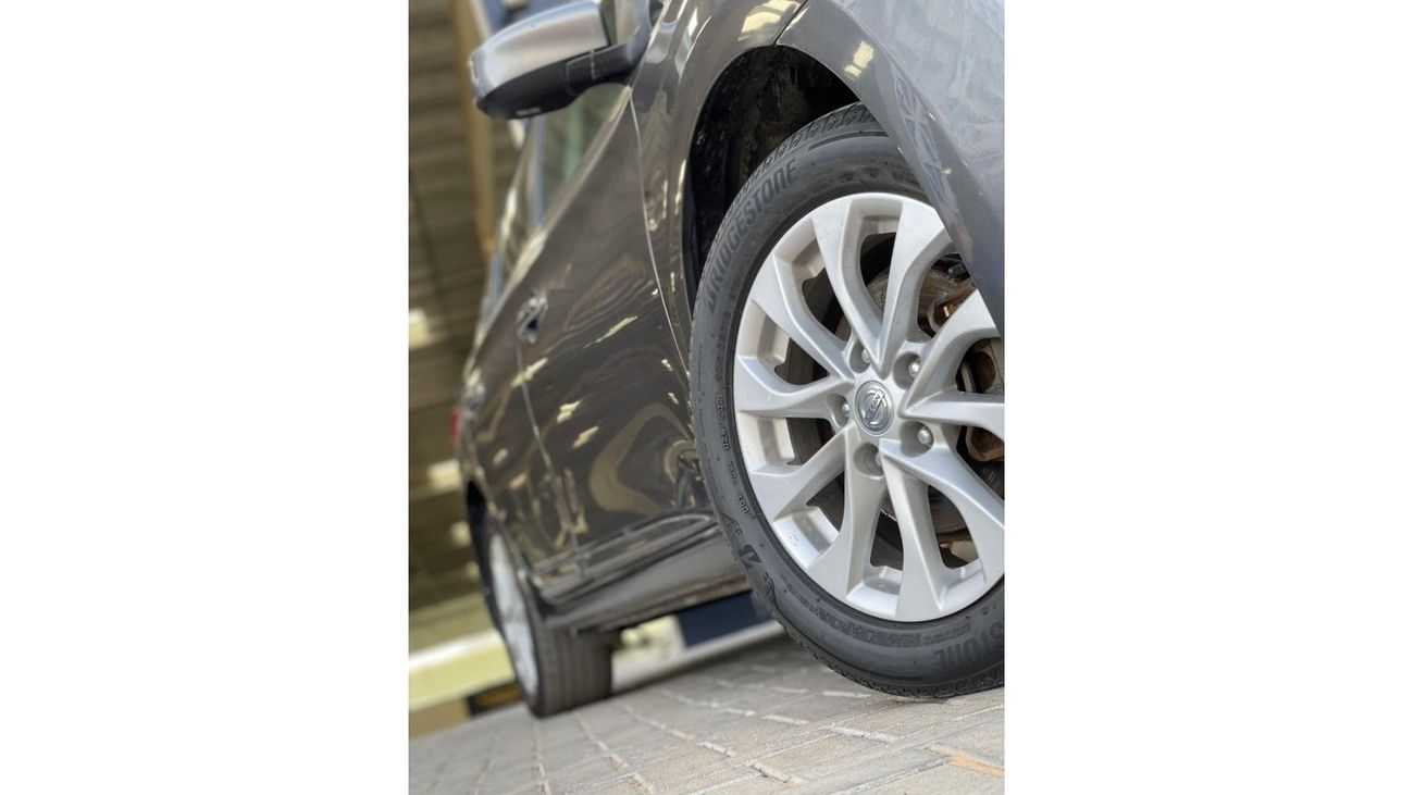 Nissan Sentra SV RADAR / FULL OPTIONS