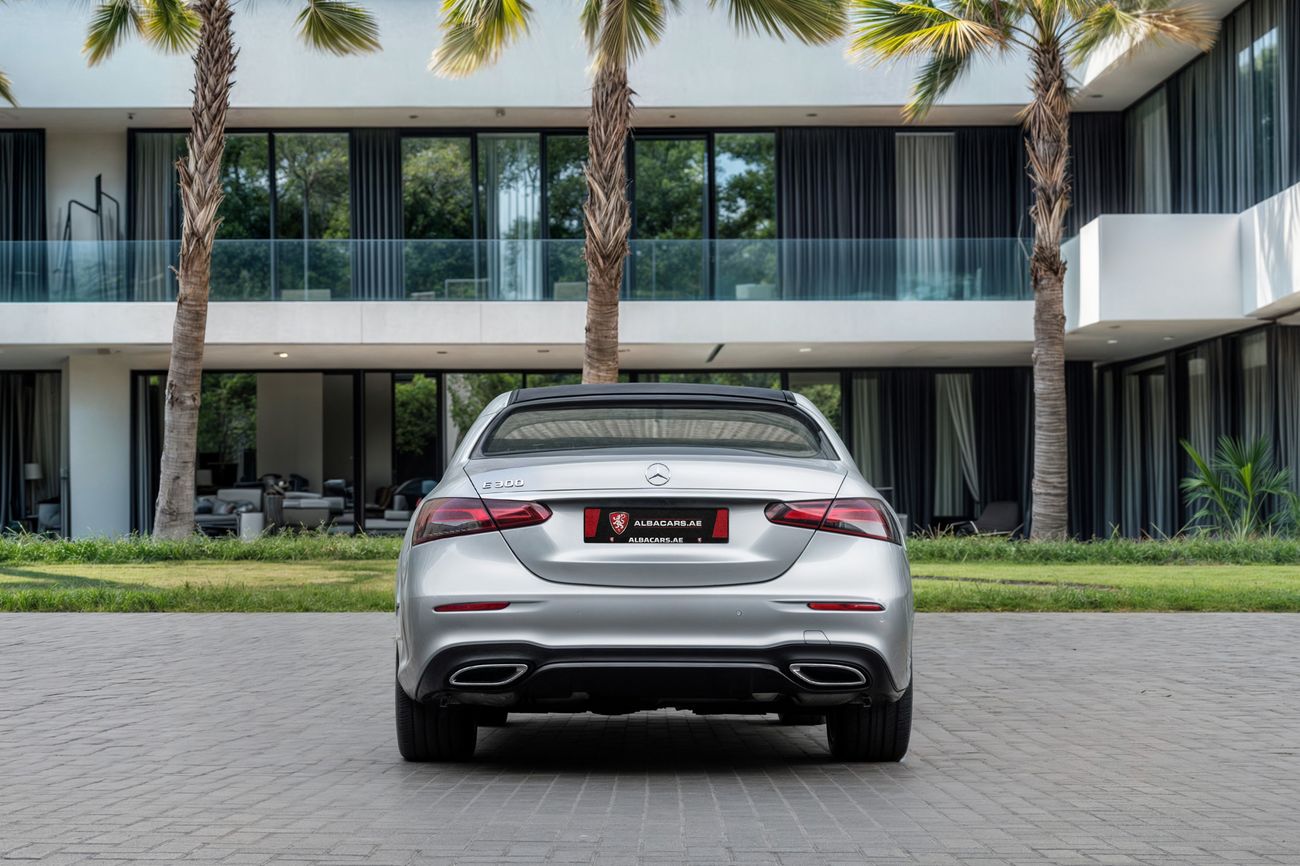 مرسيدس بنز E300 E-Class E300 | 3,917 P.M | 0% Downpayment | Perfect Condition! | Ramadan Offer!