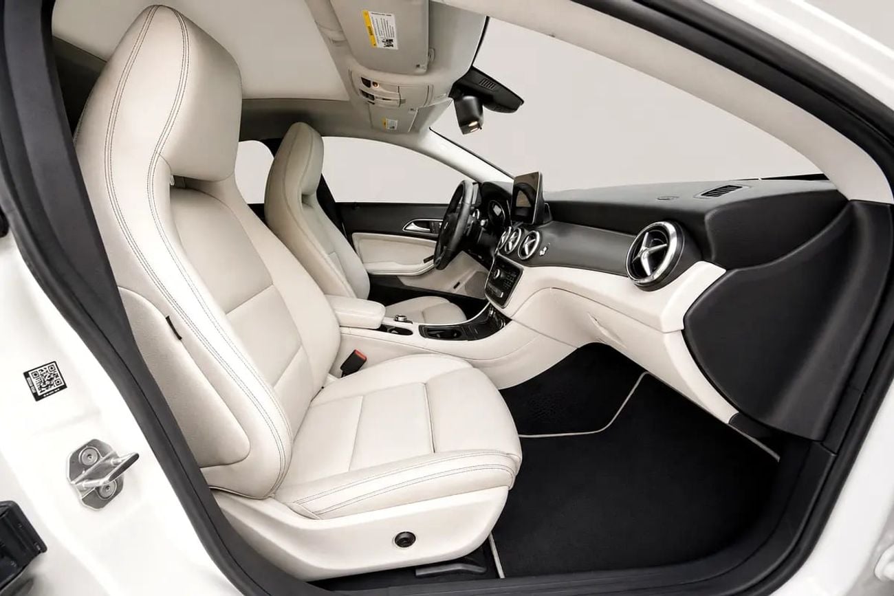 Mercedes Benz CLA250 CLA 250 - Premium Features - US Specs