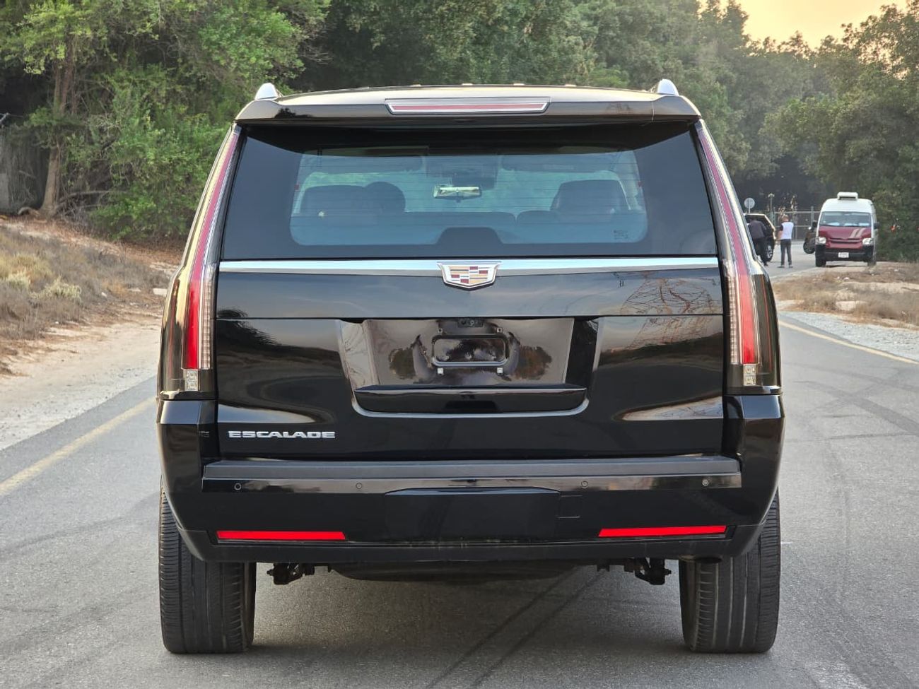 كاديلاك إسكالاد Premium Luxury 6.2L 4WD