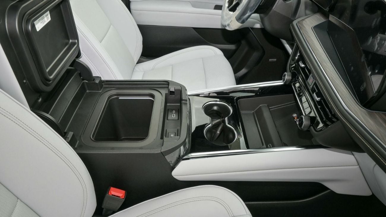 شيفروليه تاهو Chevrolet Tahoe CHEVROLET TAHOE Premier AWD 5.3L V8 - 2025 (Export)