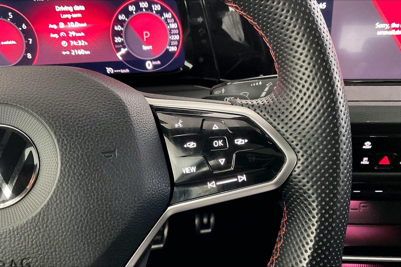 Volkswagen Golf GTI - Cloth | Carnival Sale • UP TO AED 20,000 OFF | Guaranteed Warranty | 0 Down Payment