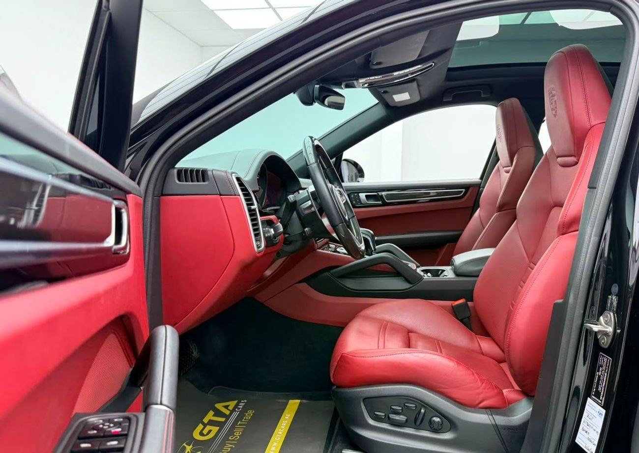 Porsche Cayenne Coupe 2022 Porsche Cayenne Coupe, Warranty, Full Porsche Service History, Fully Loaded, GCC