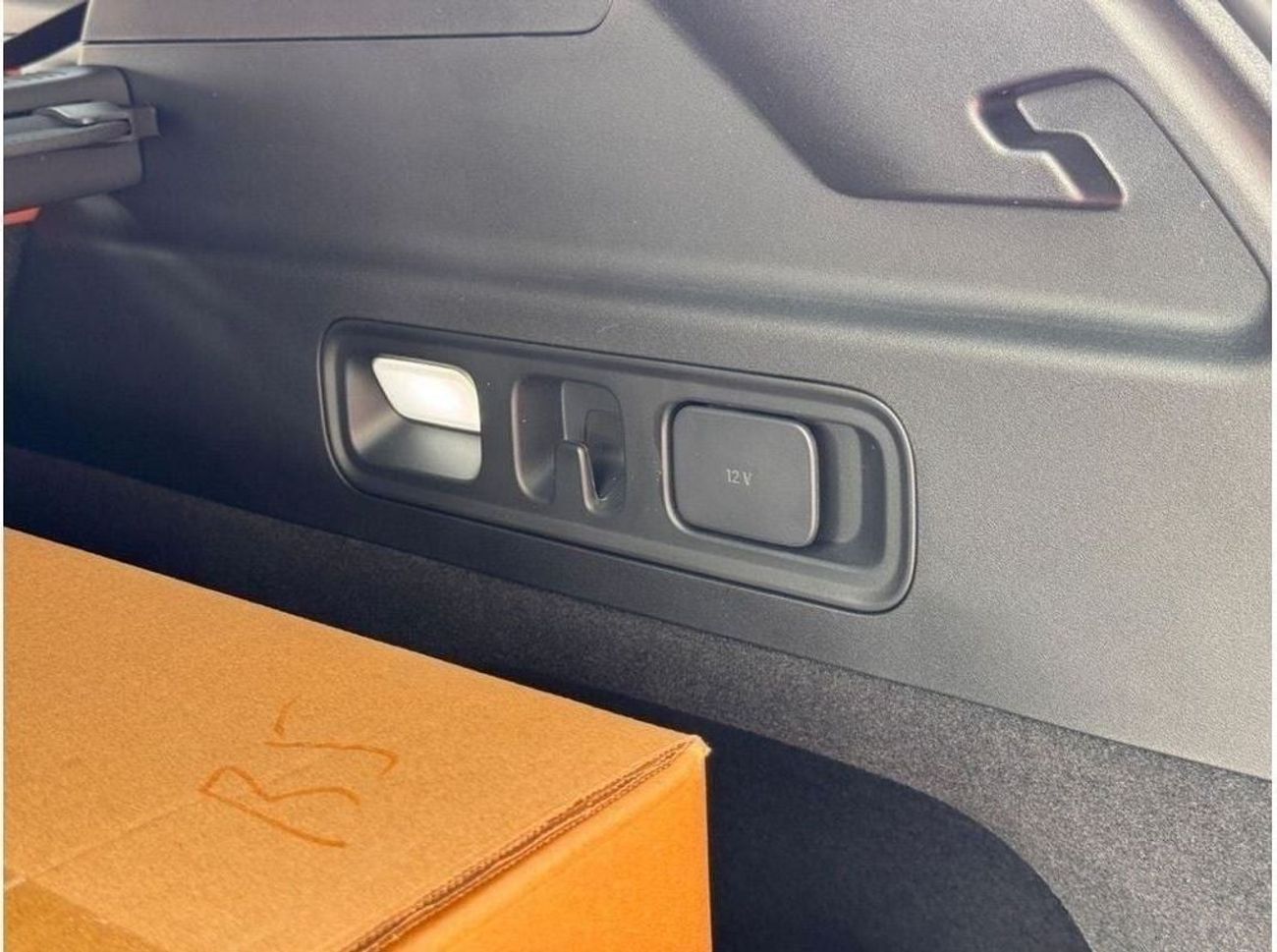 لي اوتو L7 LI AUTO L7 ULTRA-2024