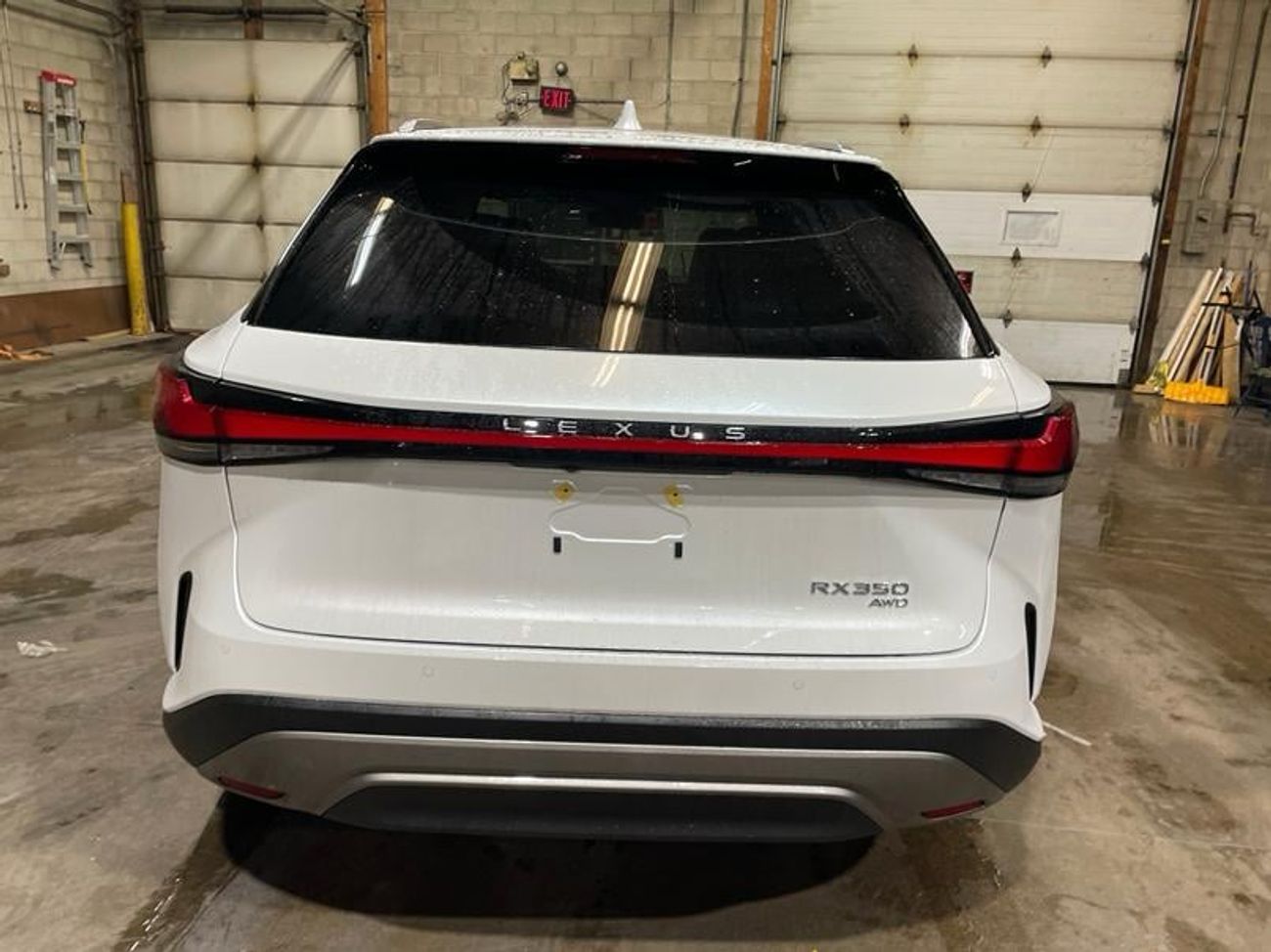 لكزس RX 350 EXECUTIVE ( Canadian spec )