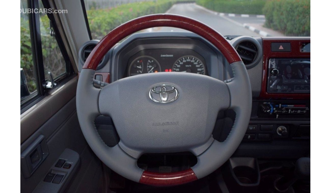 Toyota Land Cruiser Hardtop wagon petrol 3 Doors