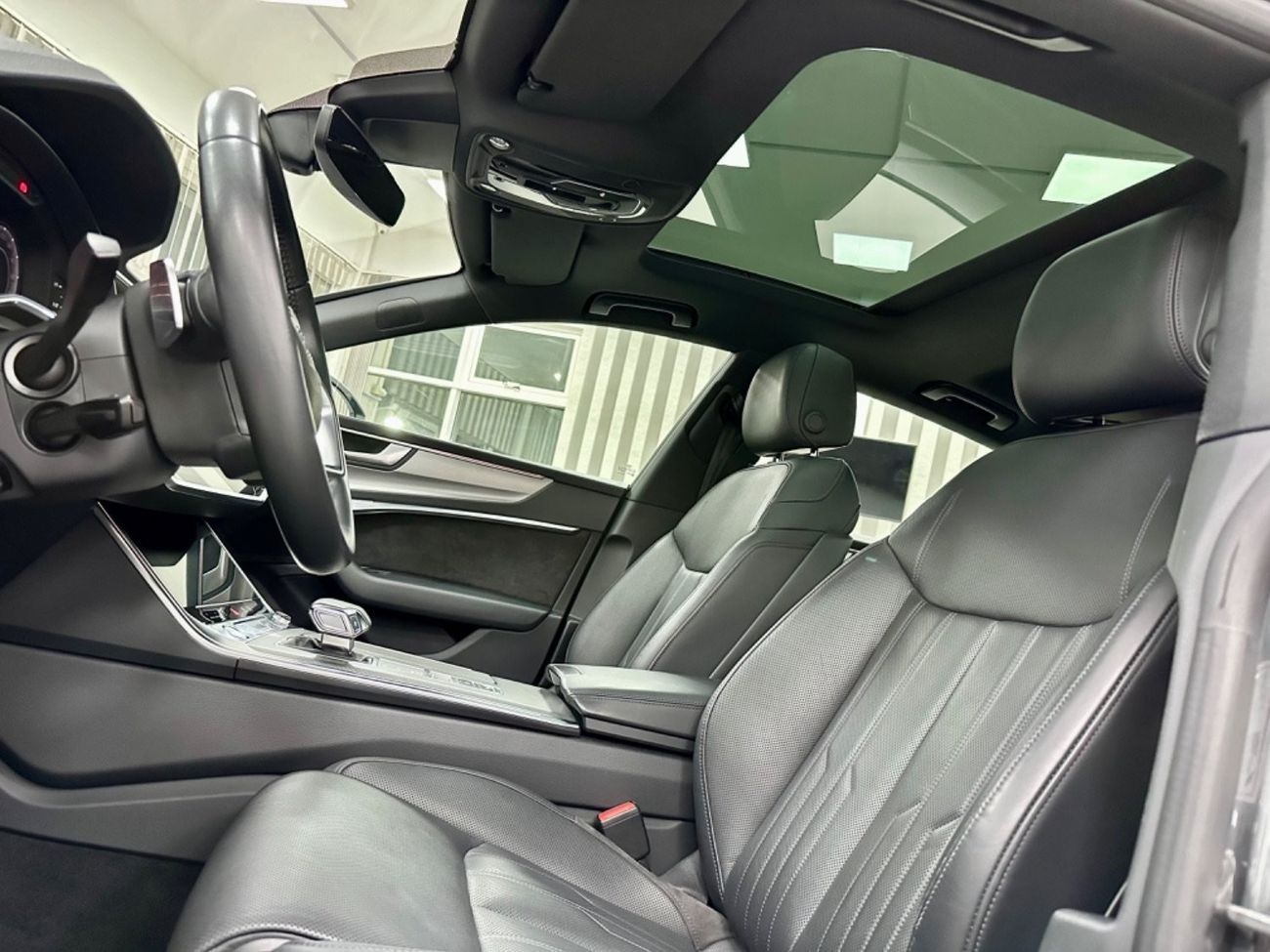 Audi A7 55 TFSI quattro S-Line Style & Comfort package GCC .. FSH .. Original Paint ., S line .. Perfect Con