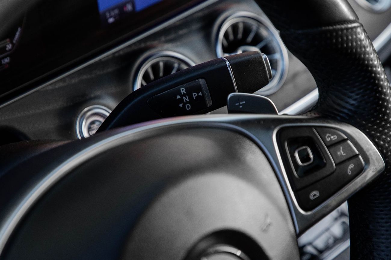 Mercedes-Benz E300 Coupe E300 COUPE | 2,850 P.M (4 Years)⁣ | 0% Downpayment | IMMACULATE!