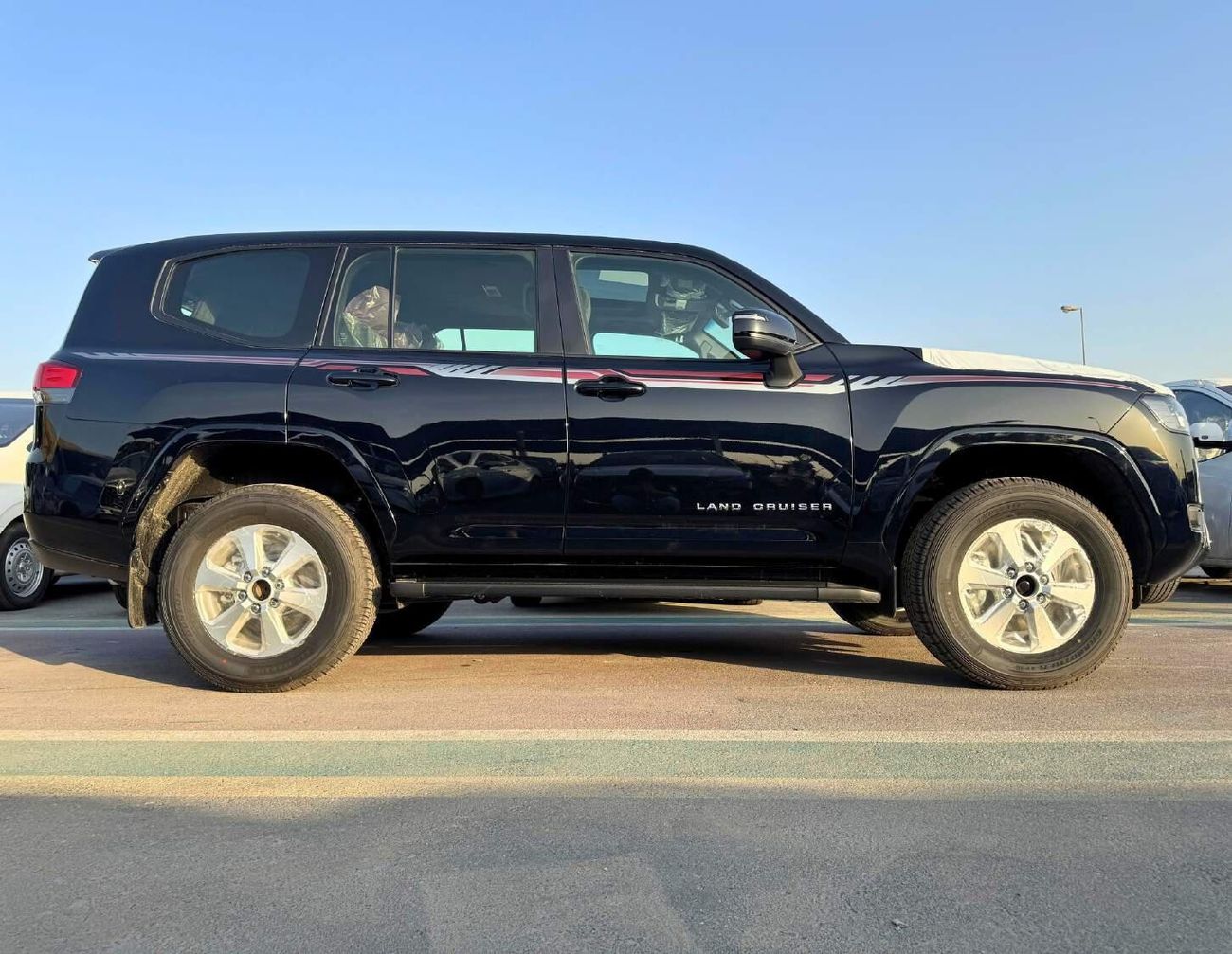 Toyota Land Cruiser GXR | 3.5L V6 PETROL | DRIVER PWR SEAT | SUNROOF | DIGITAL SPEEDOMETER | DIFF LOCK (CODE # GXR33M)