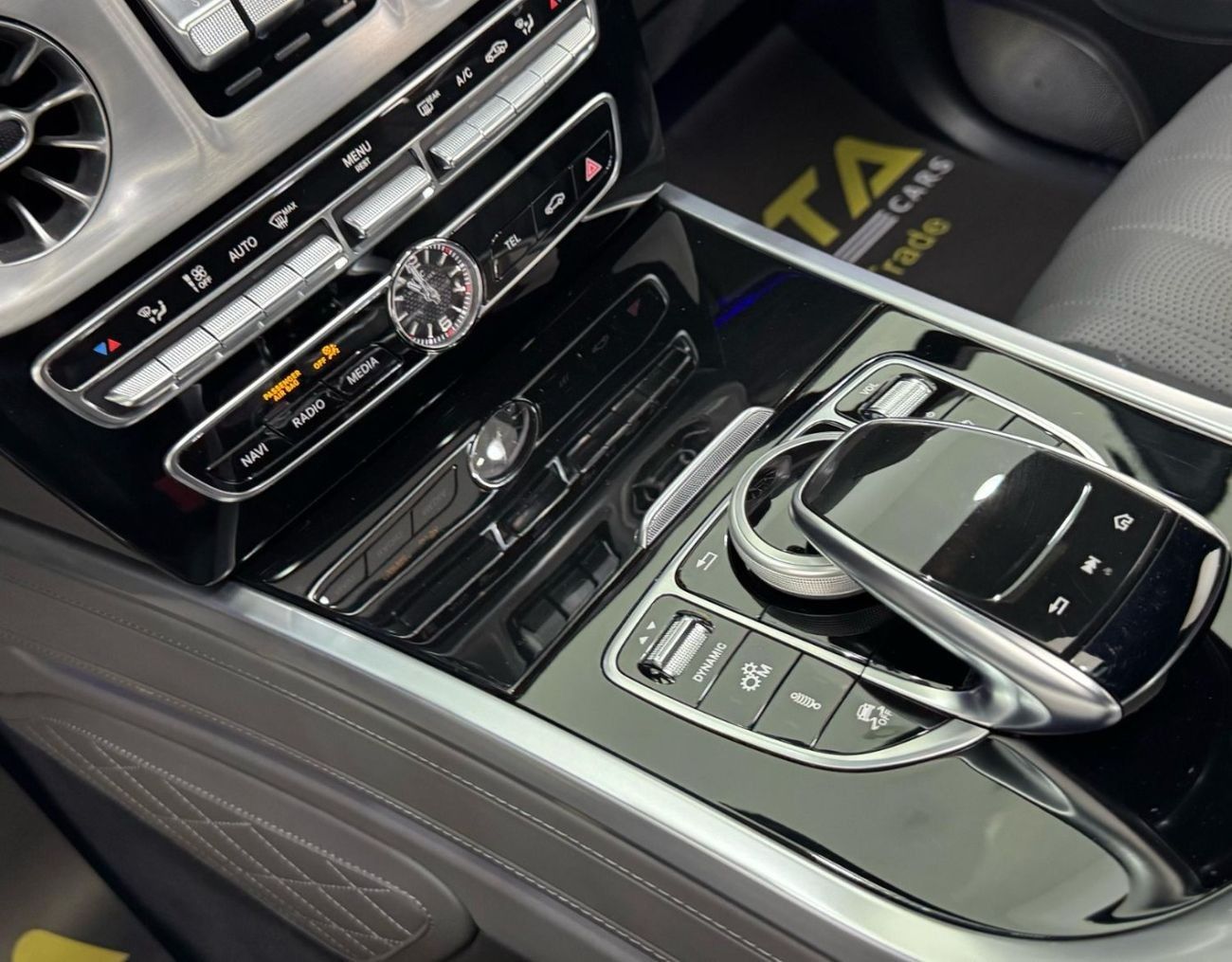 Mercedes-Benz G 63 AMG Std 4.0L