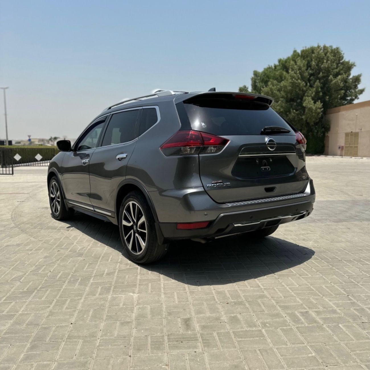 نيسان روج Full Option, 2.5L, V4