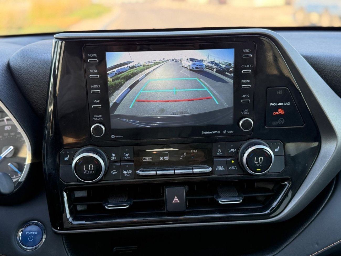 تويوتا هايلاندر Hybrid XLE premium sunroof,leather, push start