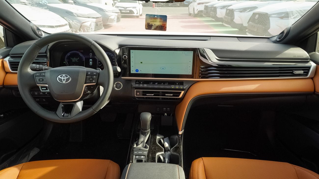 تويوتا كامري Lumiere 2.5L HEV