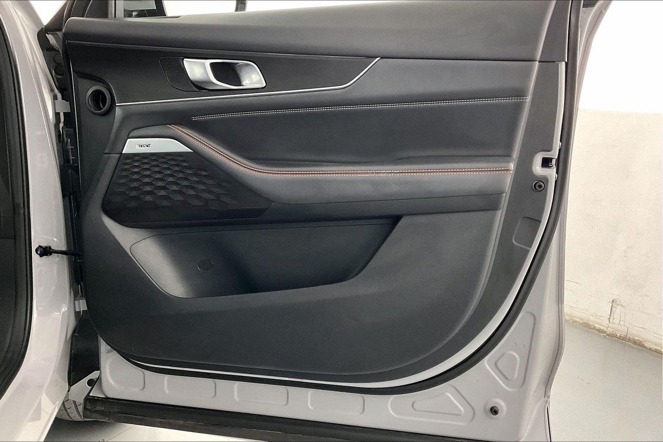 تشنجان يوني ك Limited | عرض العيد الحصري | خالية من أضرار الفيضانات