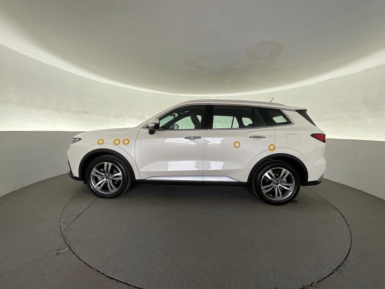 فورد تيريتوري Titanium | شامل الضمان | 0 ﺪﻔﻋﺓ ﺃﻮﻟﻯ