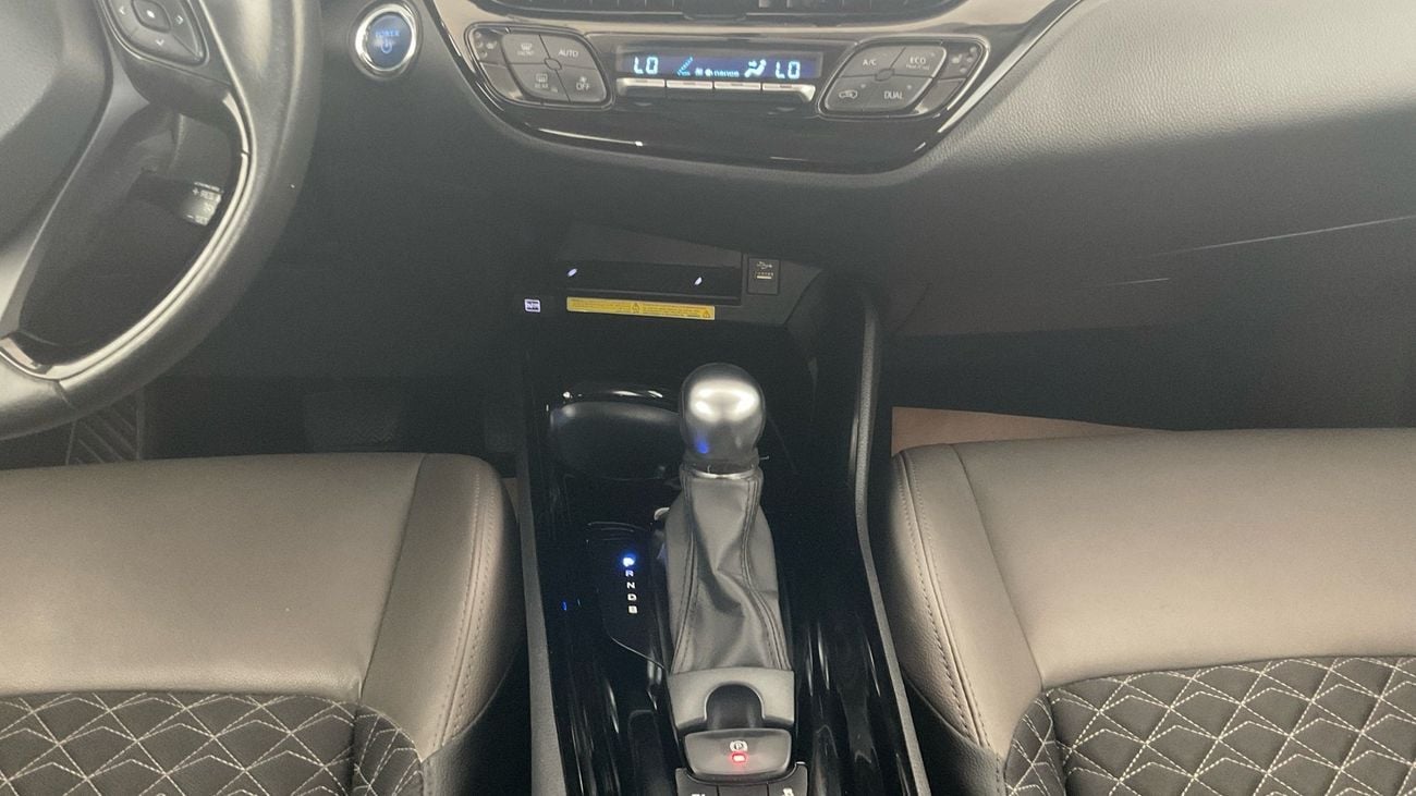 Toyota CHR VX 1.8L (100 HP) VX | Guaranteed Warranty | 0 Down Payment