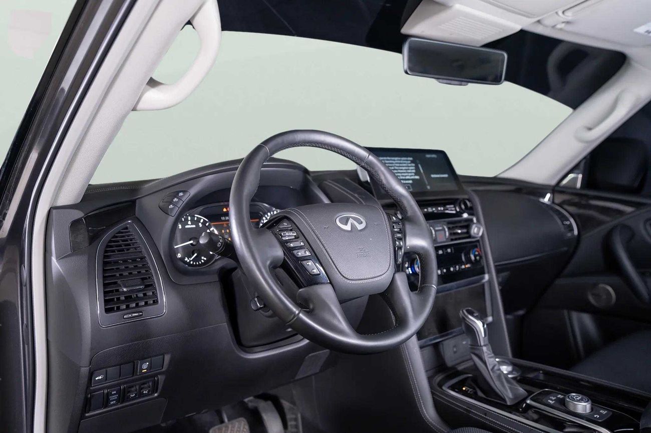 إنفينيتي QX80 LUXE 5.6