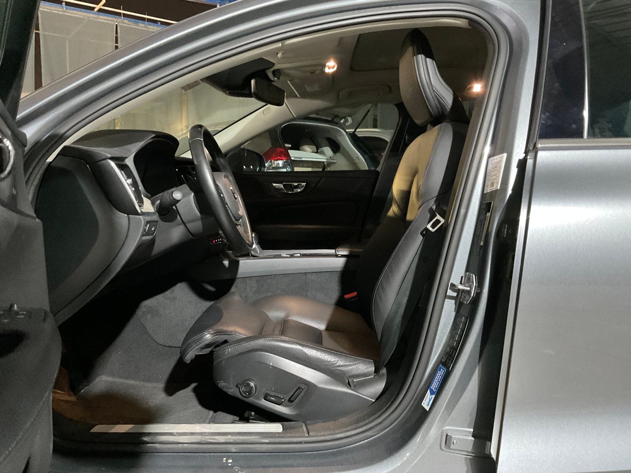 Volvo S60 T4 | upto AED 20,000 Ramadan Discount | Guaranteed Warranty | 0 Down Payment