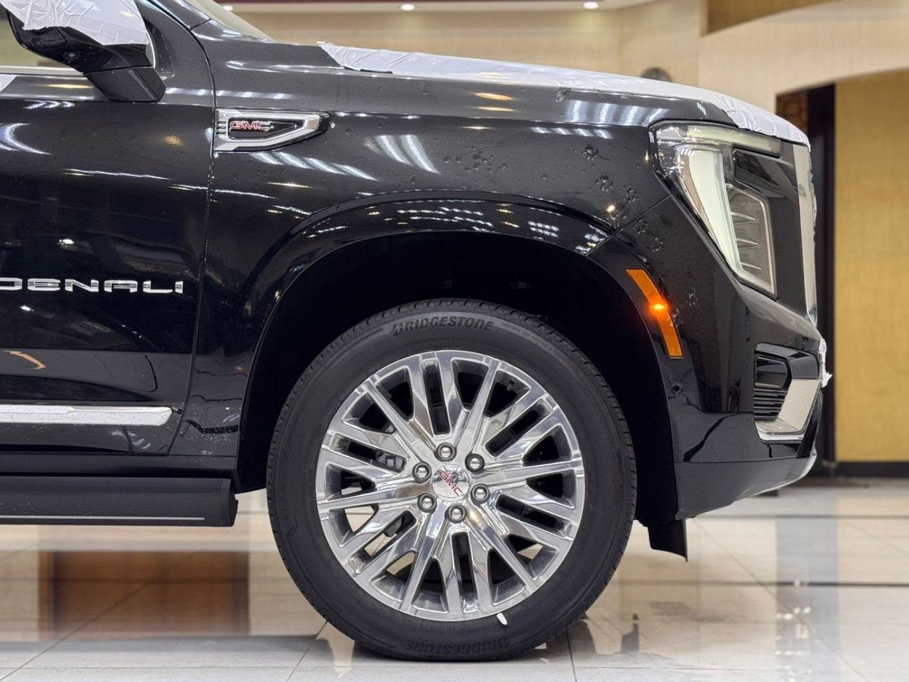 جي أم سي يوكون DENALI 6.2 V8 (AWD)